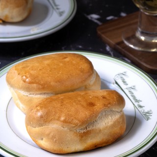 BOLLO CON CHORIZO