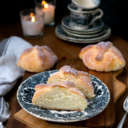 PAN DE MUERTO