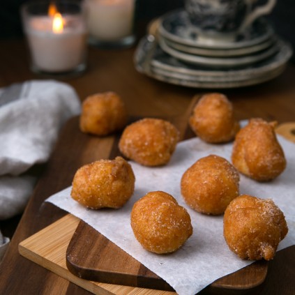 BUÑUELOS DE CREMA