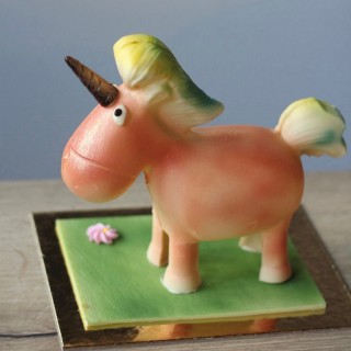 UNICORNIO CHOCOLATE BLANCO