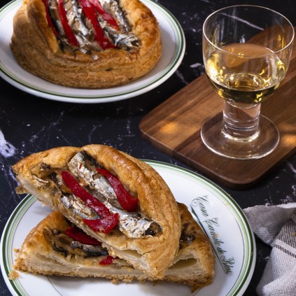 EMPANADA DE SARDINILLA